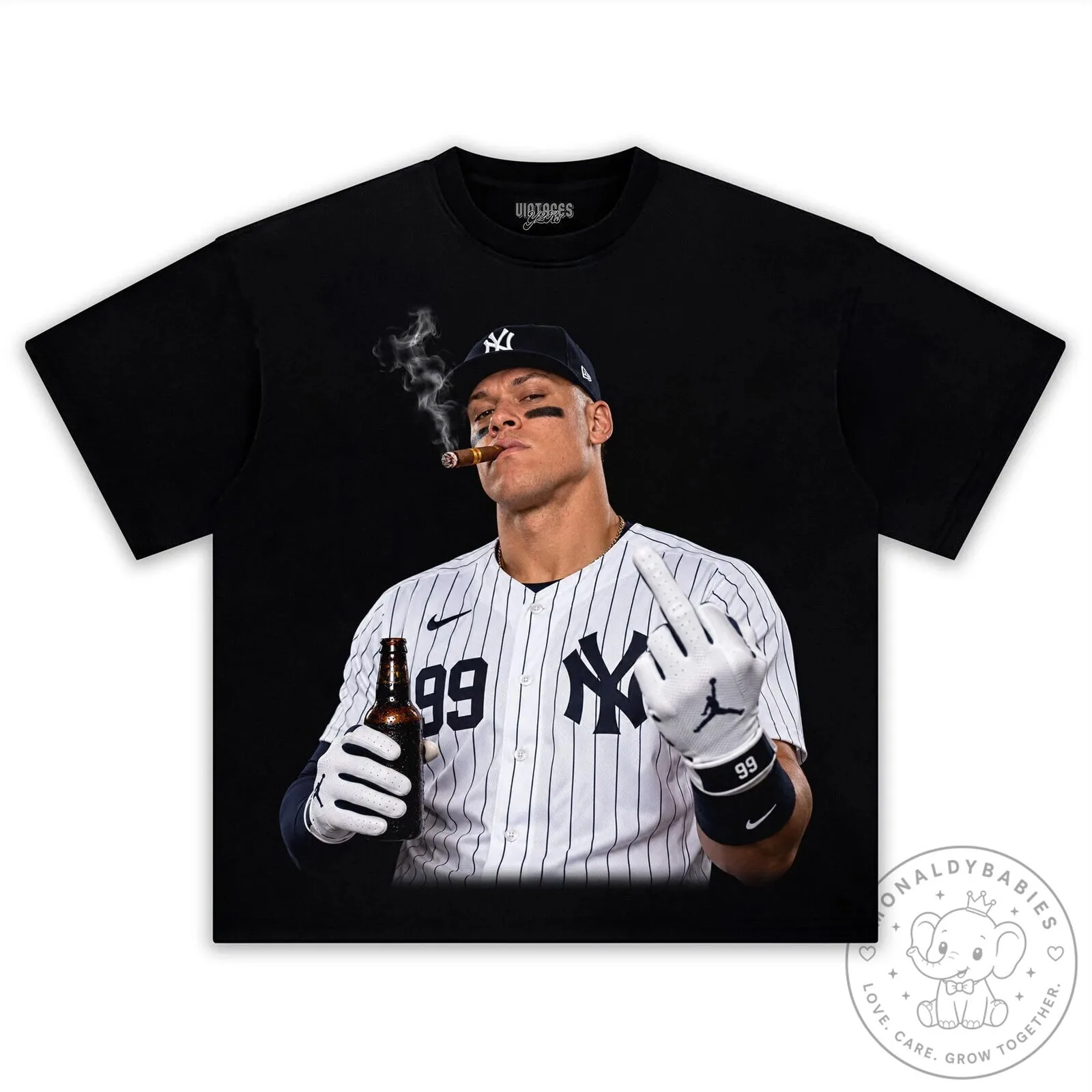 Aaron Judge Middle Finger New York Yankees Baseball Fan Black T-Shirt