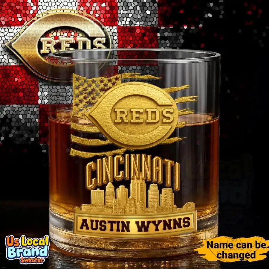 Cincinnati Reds Major League Baseball Custom Whiskey Glass with Name