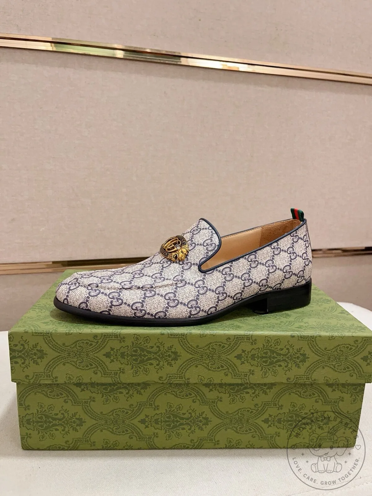 Men's Luxury Slip-On Dress Shoes - Gucci Monogram Bee Loafers